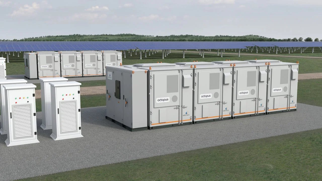 Fulham Solar Farm and Battery